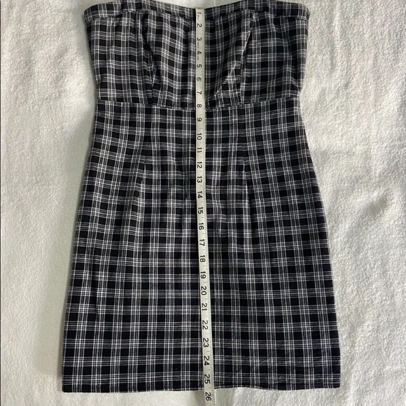 Forever 21 Vintage Plaid Bodycon Dress - Picture 5 of 6
